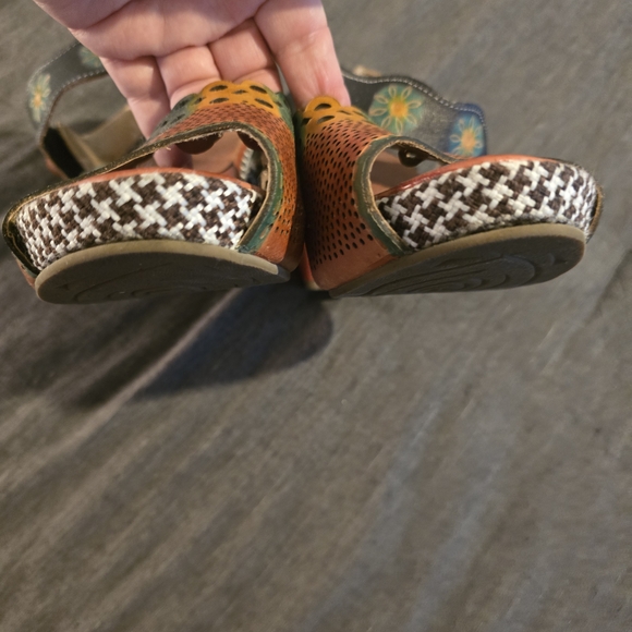 L'Artiste Spring Step Jive Leather Platform Heel Sandals Size 38, US 7.5-8 - Picture 6 of 7